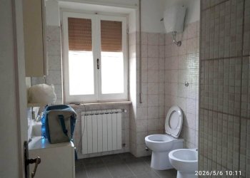Bagno - Three-room apartment via Ternana, Fara in Sabina - photo 10