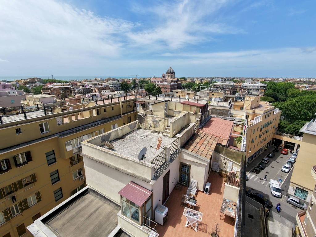 Vista - Trilocale viale Paolo Orlando, Roma (zona Lido di Ostia) - foto 1