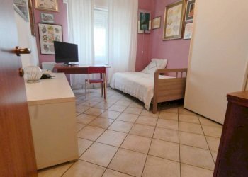 Camera da letto - Appartamento viale Paolo Orlando, Roma (zona Lido di Ostia) - foto 15