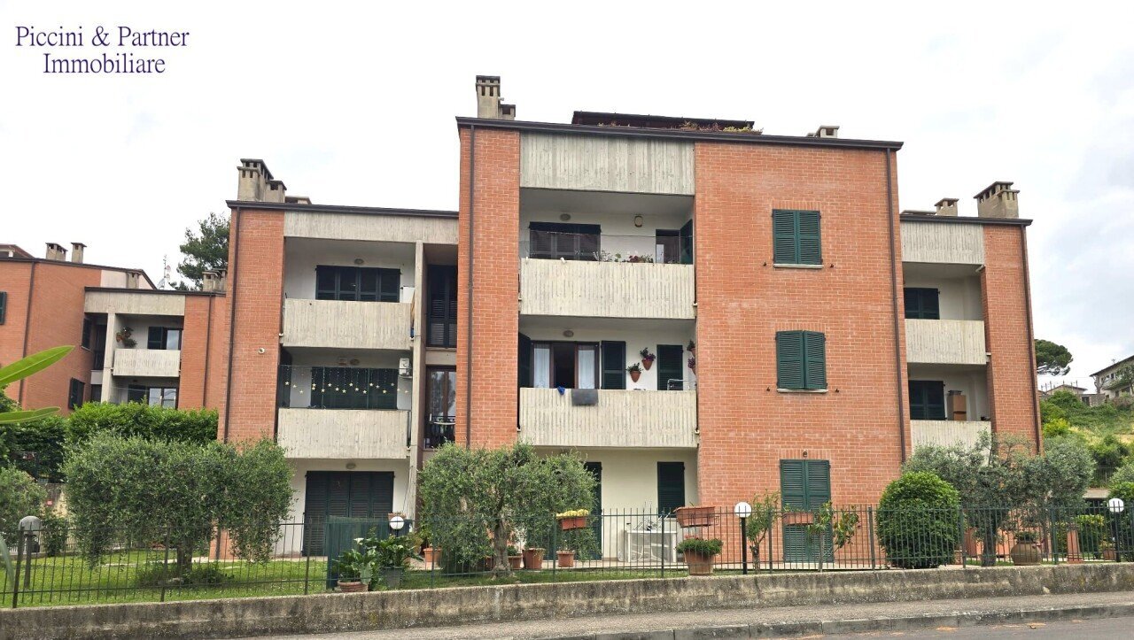 01 - Four-room apartment Strada Ponte Mollo, Perugia - photo 1