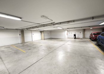 Parking space Via Pietralata, 2, Bologna (neighborhood Centro Storico) - photo 2
