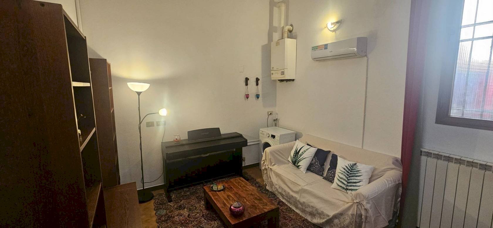 Office Via San Petronio Vecchio, 48, Bologna (neighborhood Centro Storico) - photo 2