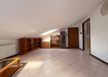 Apartment Via Nave, Sarzana - photo 3