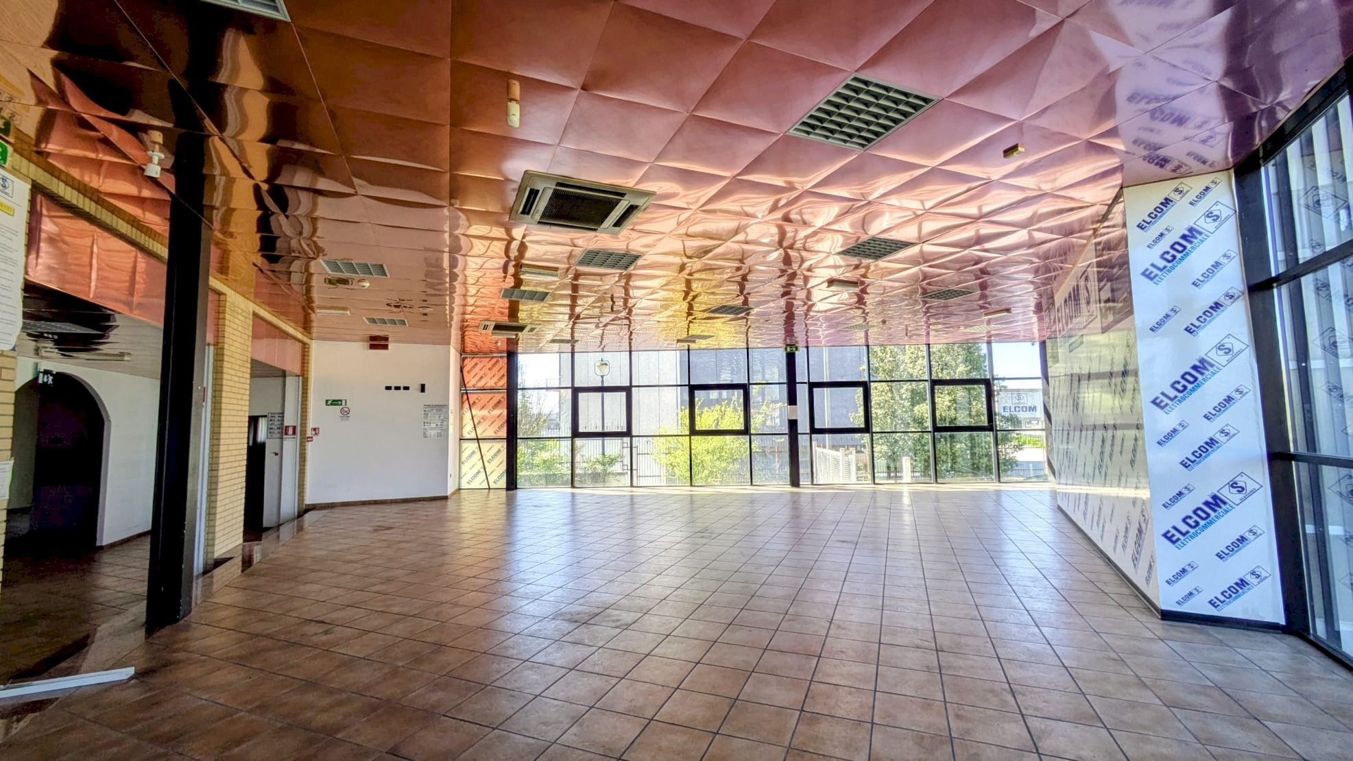Locale Commerciale Viale Unità D'Italia, Ripalimosani - foto 1