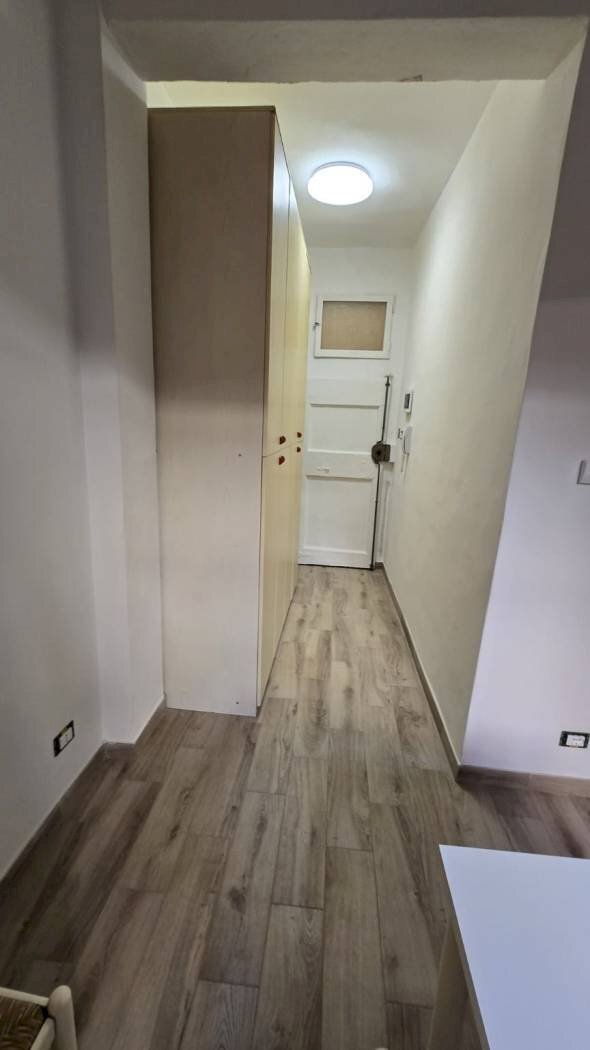 One-room apartment Via San Leonardo, 3, Bologna (neighborhood Centro Storico) - photo 3