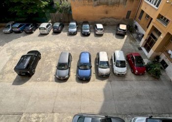 Four-room apartment Via Don Giovanni Minzoni, 13, Bologna (neighborhood Centro Storico) - photo 28