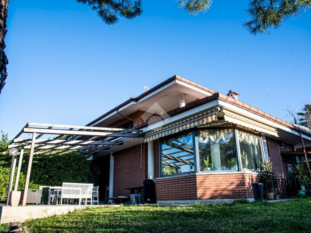 Portion of a house Strada del Redentore, Moncalieri - photo 1
