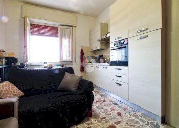 Three-room apartment Via Roma, Assago - photo 8