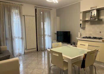 Two-room apartment Pioltello - photo 1