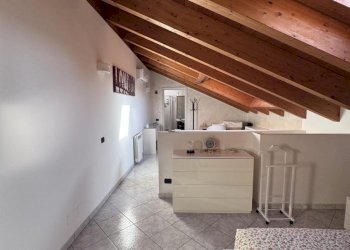 Two-room apartment Pioltello - photo 16