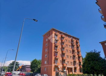 Two-room apartment Via Monfalcone, Milano (neighborhood Cimiano) - photo 1