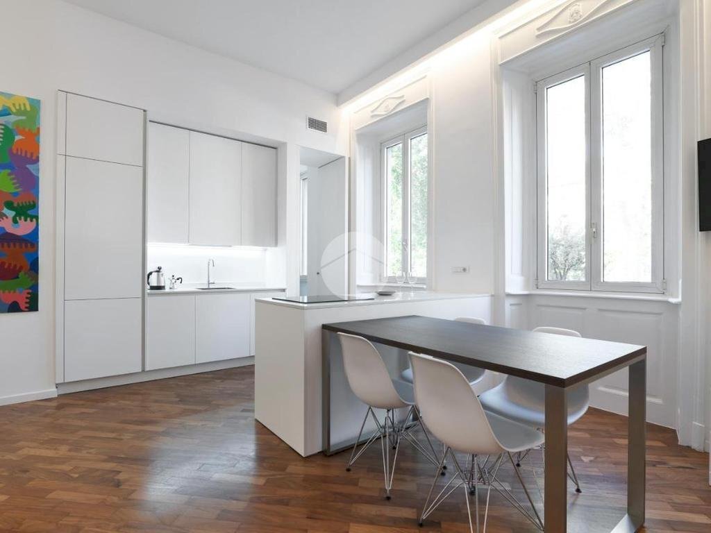 One-room apartment Viale Giovanni da Cermenate, Milano - photo 1