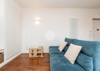 Three-room apartment Via degli Orti, Pero - photo 9