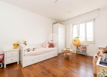 Three-room apartment Via degli Orti, Pero - photo 31