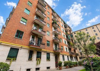 Trilocale Via Privata Martiri Triestini, Milano (zona San Siro) - foto 1
