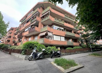 Three-room apartment Via Gozzano, Asti - photo 16