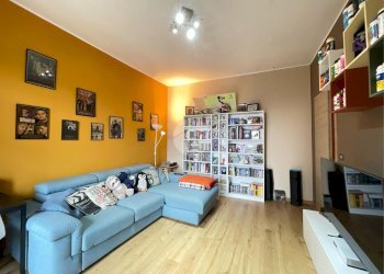 Three-room apartment Frazione Revignano, Asti - photo 1