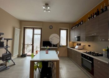 Three-room apartment Frazione Revignano, Asti - photo 20