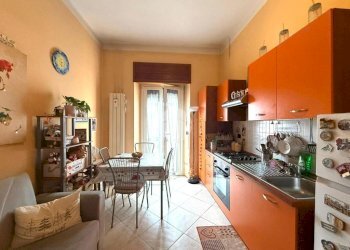 Two-room apartment Via domodossola, Torino (neighborhood Parella) - photo 4