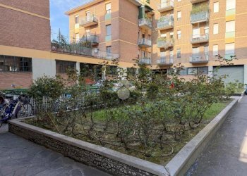 Box Via Emilio Zago, Bologna (zona San Donato) - foto 2