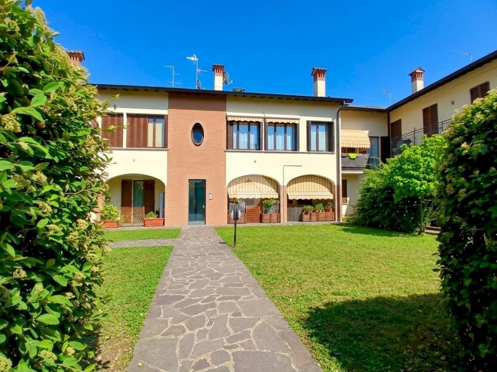 Four-room apartment Via Cardinal Ferrari, Cassano d'Adda - photo 1