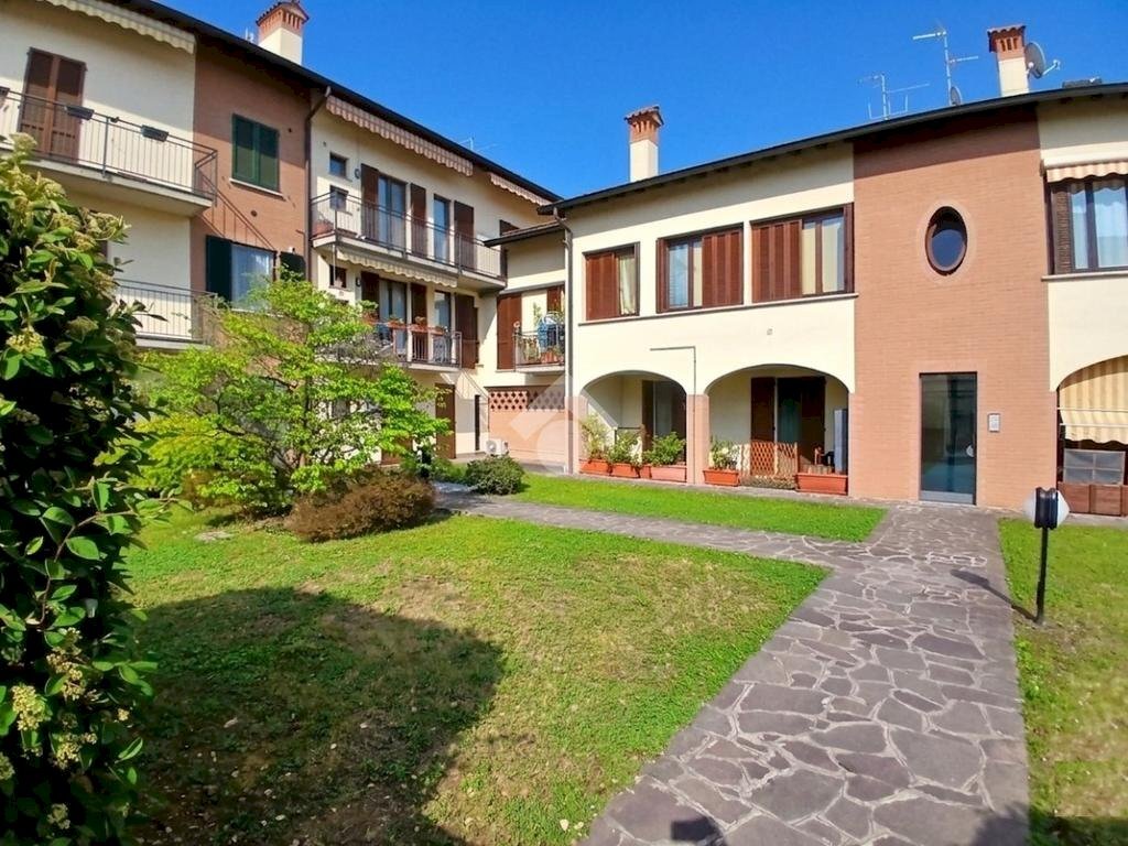 Four-room apartment Via Cardinal Ferrari, Cassano d'Adda - photo 2