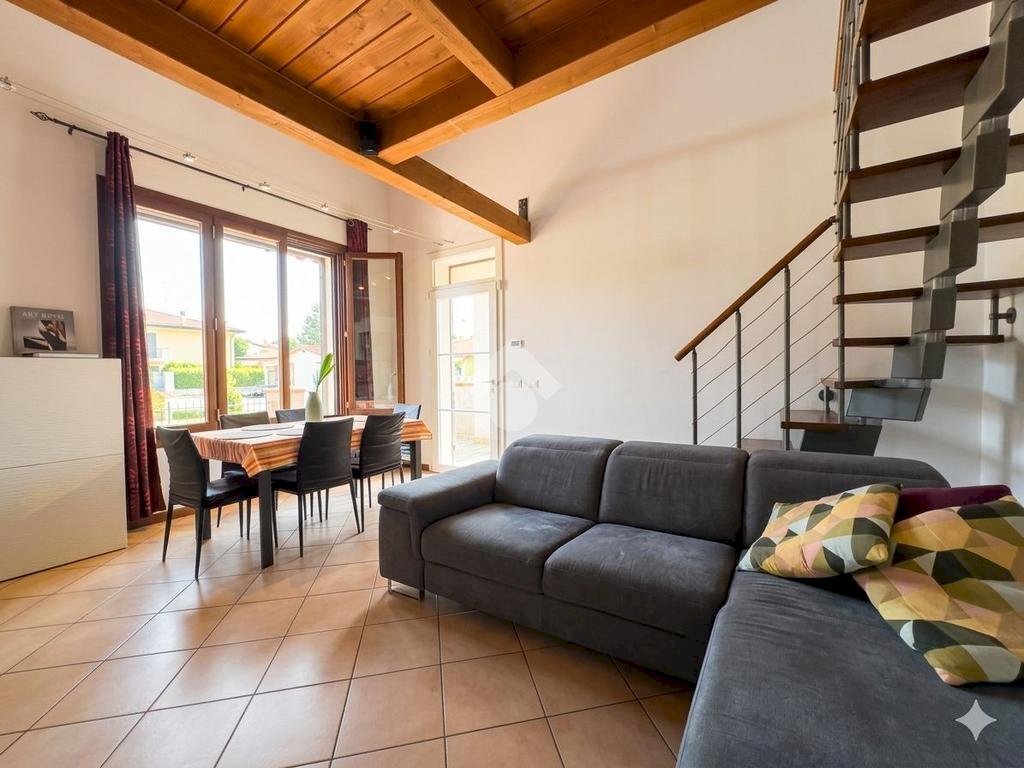 Two-room apartment Via Zentilina, Ravenna (neighborhood Camerlona) - photo 1