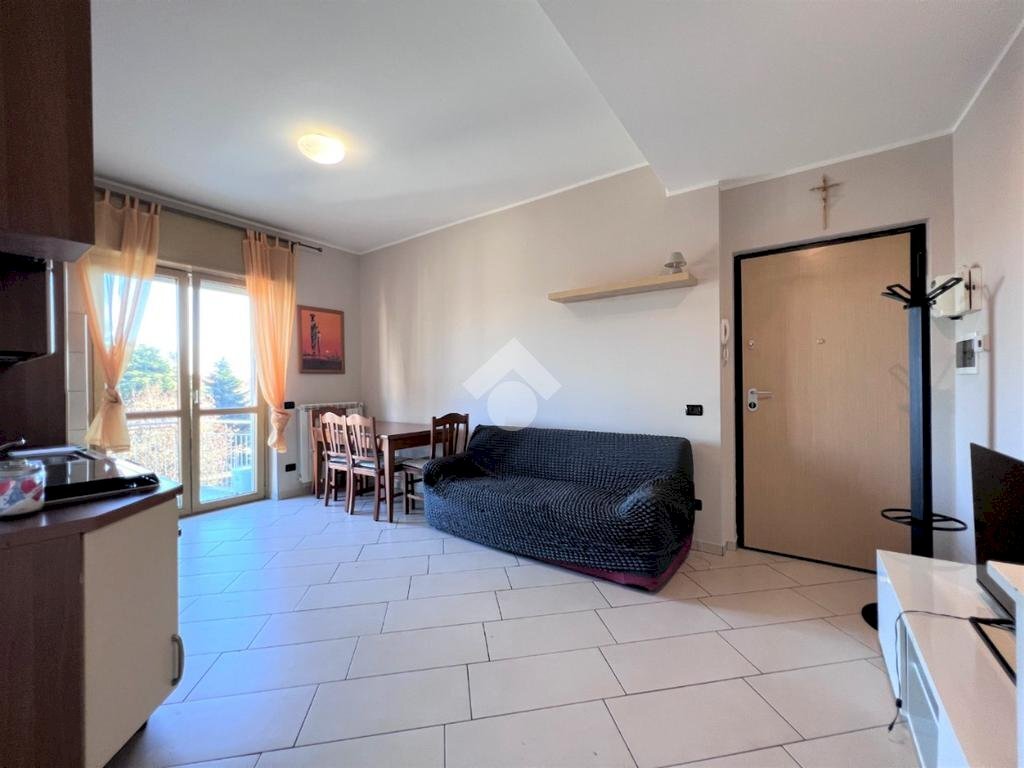 Three-room apartment Via Oberdan, Cambiago - photo 3