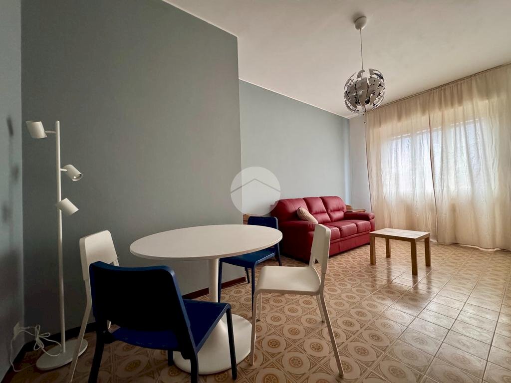 Three-room apartment Via Liberazione, Peschiera Borromeo - photo 2