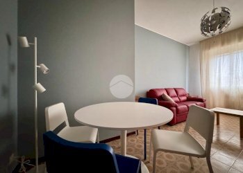 Three-room apartment Via Liberazione, Peschiera Borromeo - photo 1