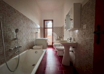 Three-room apartment Via Liberazione, Peschiera Borromeo - photo 9