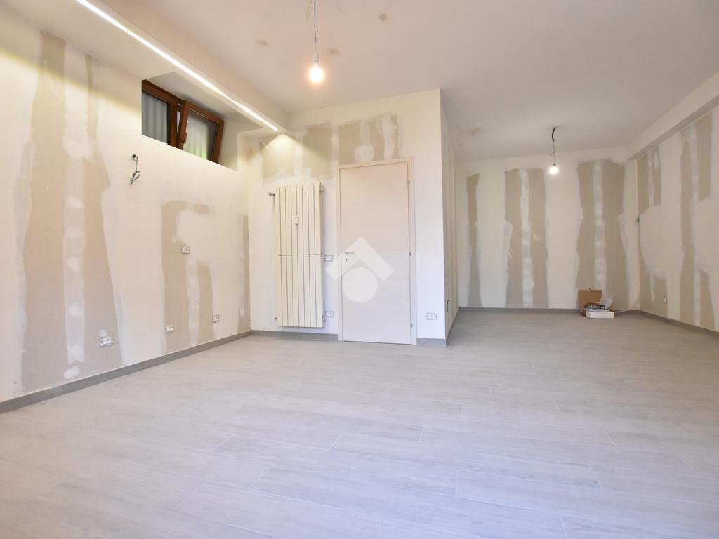 One-room apartment Via Sant'Ambrogio, Vignate - photo 2