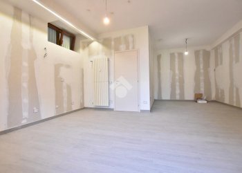 One-room apartment Via Sant'Ambrogio, Vignate - photo 2