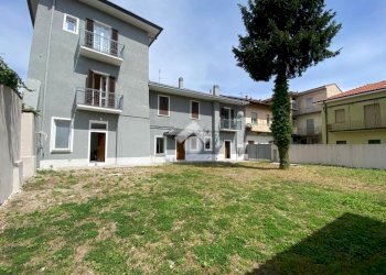 One-room apartment Via Milite Ignoto, Canegrate - photo 12