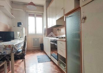 Three-room apartment Via resistenza, Opera - photo 4