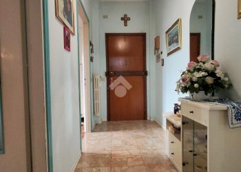 Three-room apartment Via resistenza, Opera - photo 13