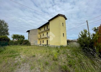 Rustico Via sciaroli, Oleggio - foto 1