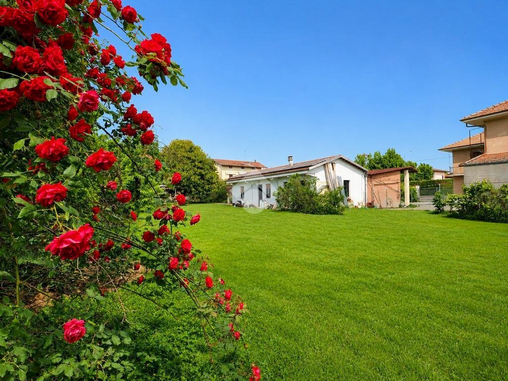Villa Via Gattinara, Rovasenda - photo 3
