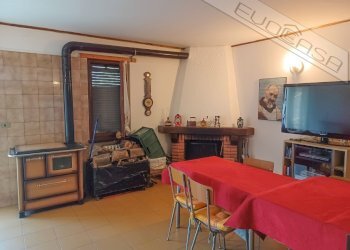 Four-room apartment Via Cave snc, Bagnolo Piemonte - photo 5