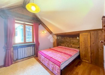 Four-room apartment Via grangesises, Sauze di Cesana - photo 12