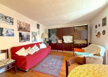 Two-room apartment Strada Provinciale 23 del Colle di Sestriere, Pragelato - photo 2
