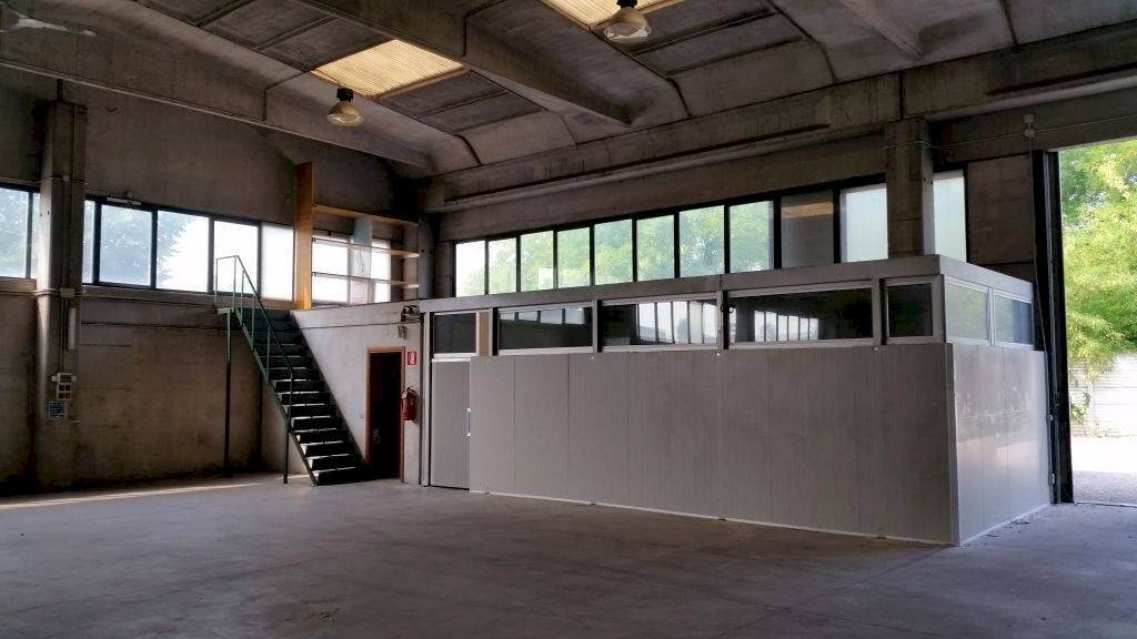 Foto 2 - Shed Via Einaudi
15, Sedriano - photo 2