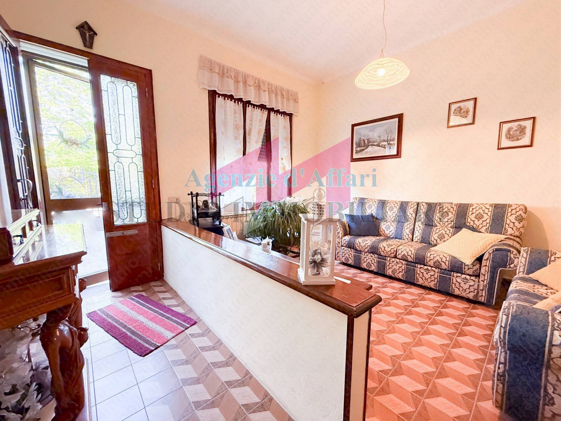 Foto 1 - Apartment Via Giuseppe Mazzini
 
6, Castelmassa - photo 1