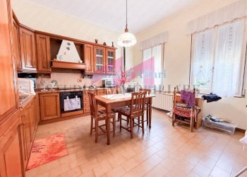 Foto 3 - Apartment Via Giuseppe Mazzini
 
6, Castelmassa - photo 3