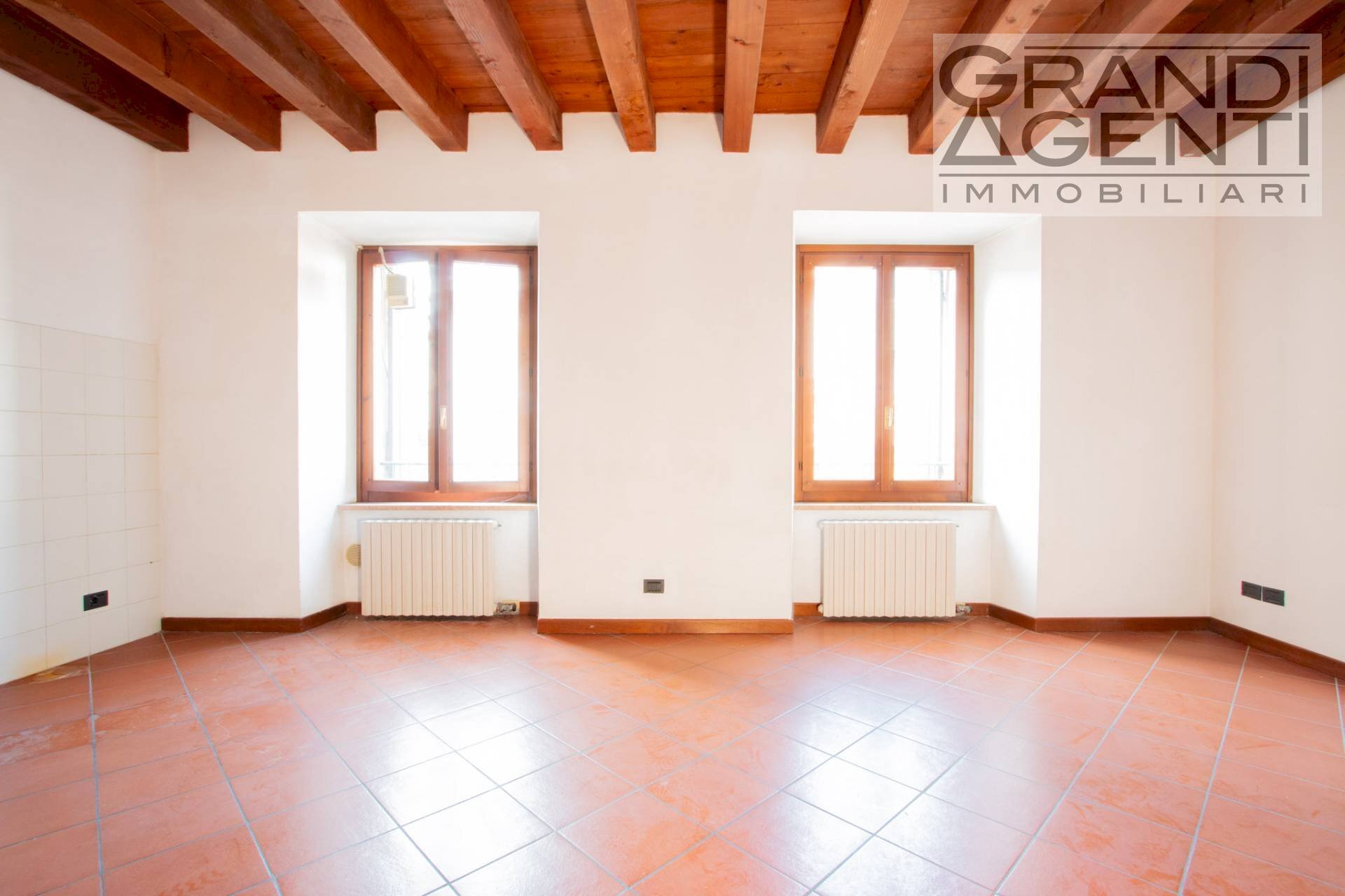 Foto 2 - Three-room apartment Corte Sgarzarie
 
4, Verona - photo 1