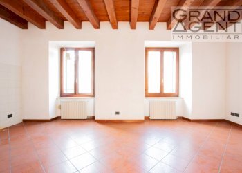 Foto 2 - Three-room apartment Corte Sgarzarie
 
4, Verona - photo 1