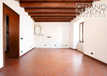 Foto 4 - Three-room apartment Corte Sgarzarie
 
4, Verona - photo 3