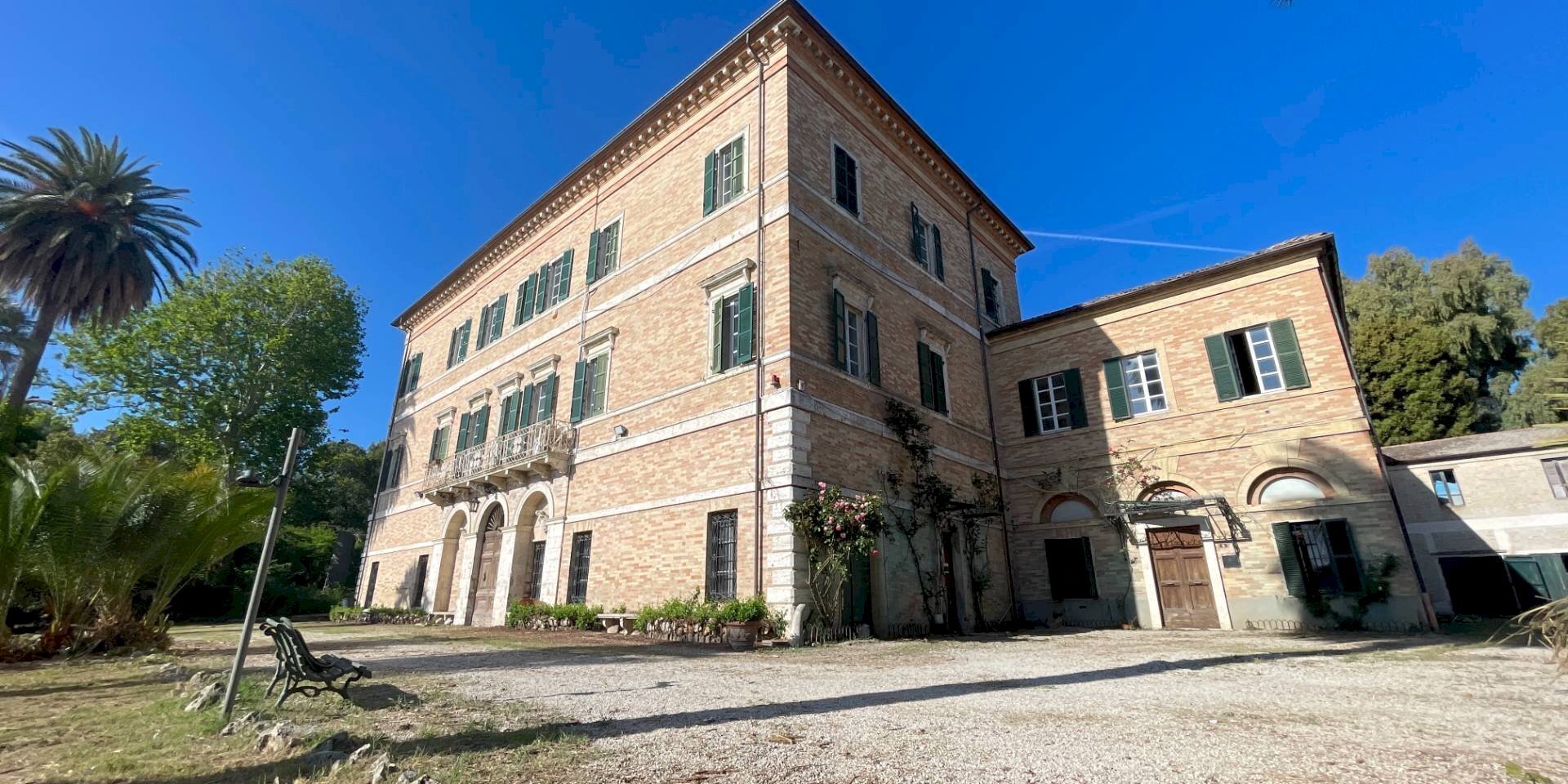 Foto 1 - Villa Via Monte Aquilino
 
1, San Benedetto del Tronto - foto 1