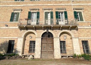 Foto 12 - Villa Via Monte Aquilino
 
1, San Benedetto del Tronto - foto 12