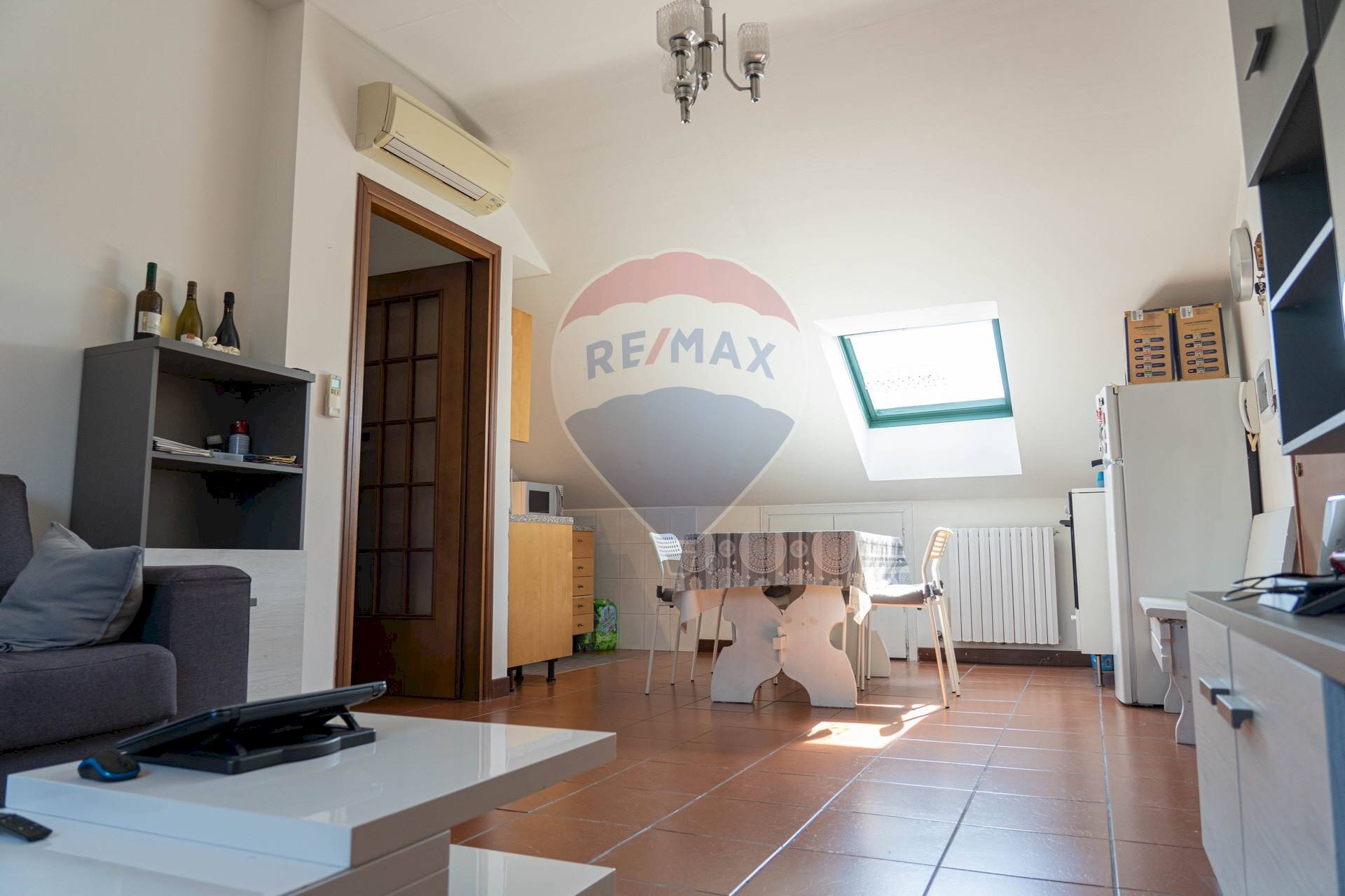 Sala da pranzo - Bilocale via Pace
65, Rho - foto 3